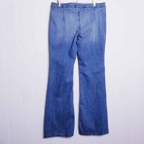 BDG Bella Flare Jeans, Urban Outfitters NWOT - Picture 5 of 10